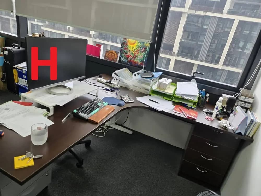 Complete Office Clearance: Desks, Chairs, Shelving, Appliances & More Part B - Thumbnail 24