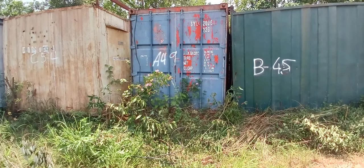 20ft Container | USED | C23, C25, C65, C71, C33, C54, C14, B28, B26, B81, B43, B45, B44, B51, B74, B29, A49 , X2 , X3 , X4 , X5 , X6 - Thumbnail 4