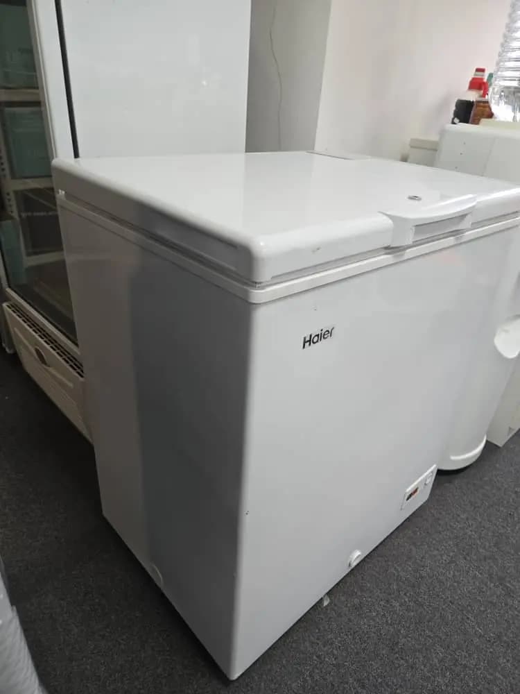 Complete Office Clearance: Printers, Monitors, TV, Copier, Freezer & More! - Thumbnail 13