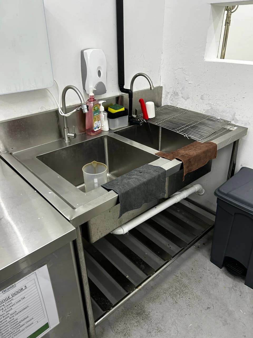 Complete Kitchen and Office Equipment Bundle for F&B, Catering, and Hospitality Businesses - Thumbnail 3