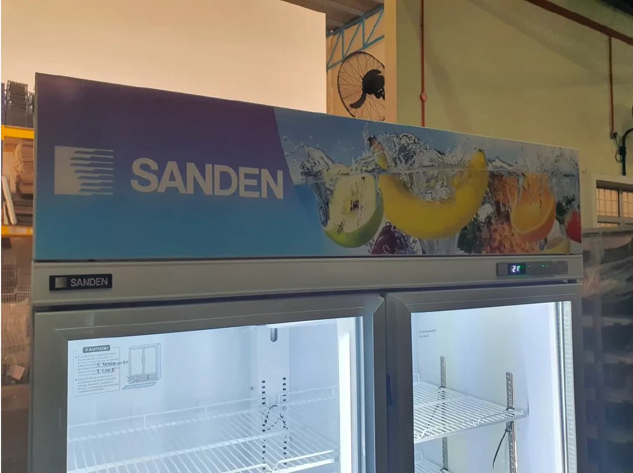 SANDEN | 2-door Glass Display Chiller | YPC-1100 | New | Price : RM 2,400 (Was RM 2,780, | 14% Savings) - Image 4