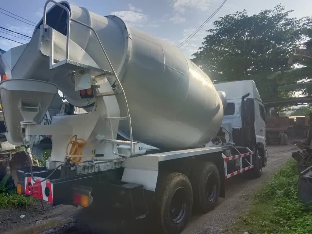 HINO | Concrete Mixer Truck | 700 Series Profia | Used - Image 6