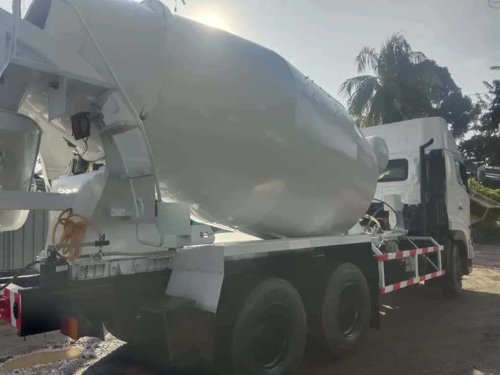 HINO | Concrete Mixer Truck | 700 Series Profia | Used - Image 10