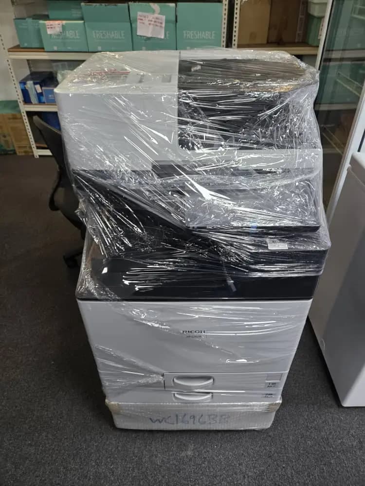 Complete Office Clearance: Printers, Monitors, TV, Copier, Freezer & More! - Thumbnail 29