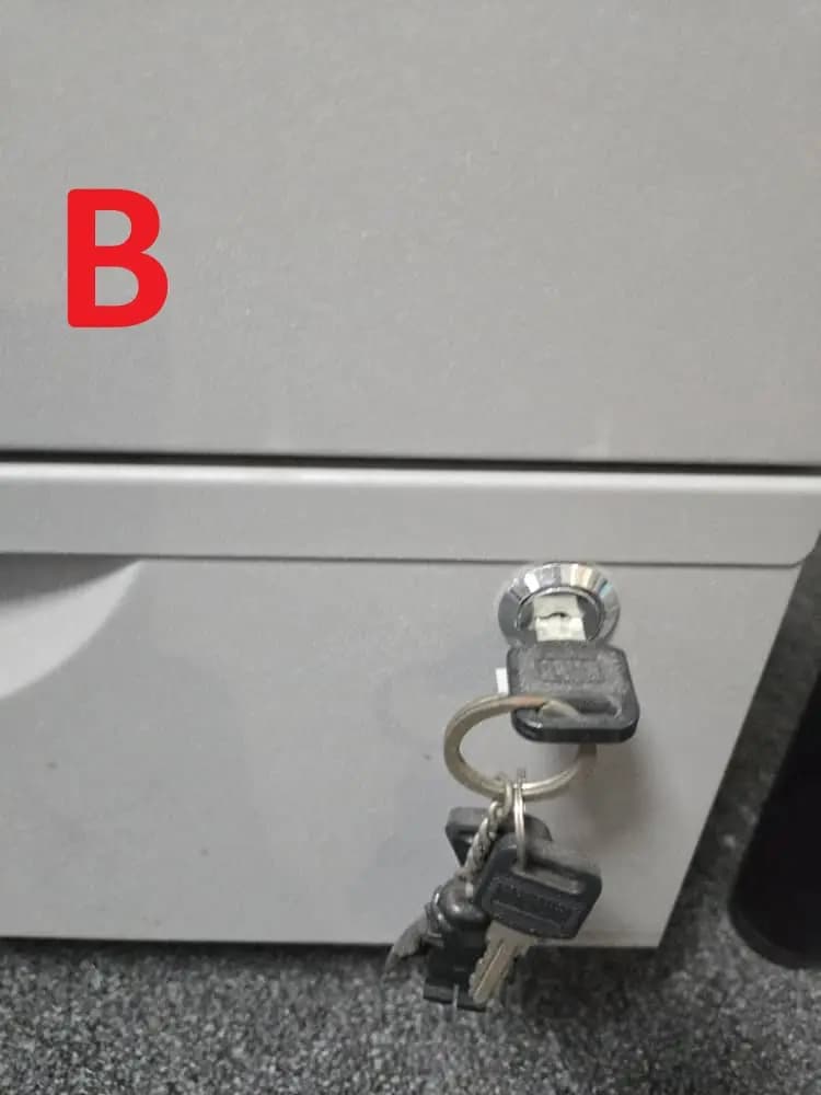 Complete Office Clearance: Desks, Chairs, Shelving, Appliances & More Part B - Thumbnail 9