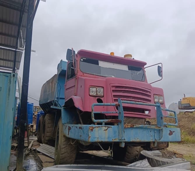 Nissan Dump Truck WT18 | Retrofitted Water Truck