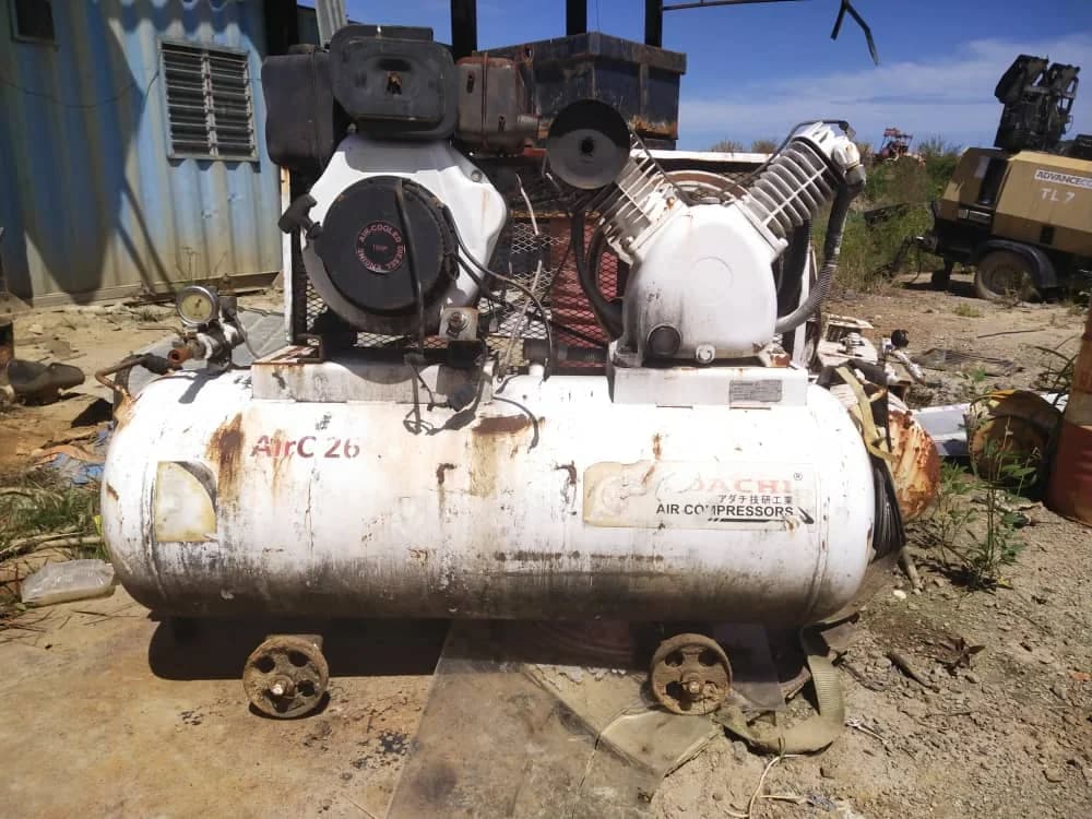 Adachi | Air Compressor | AirC 26 | Used | ADH-205D