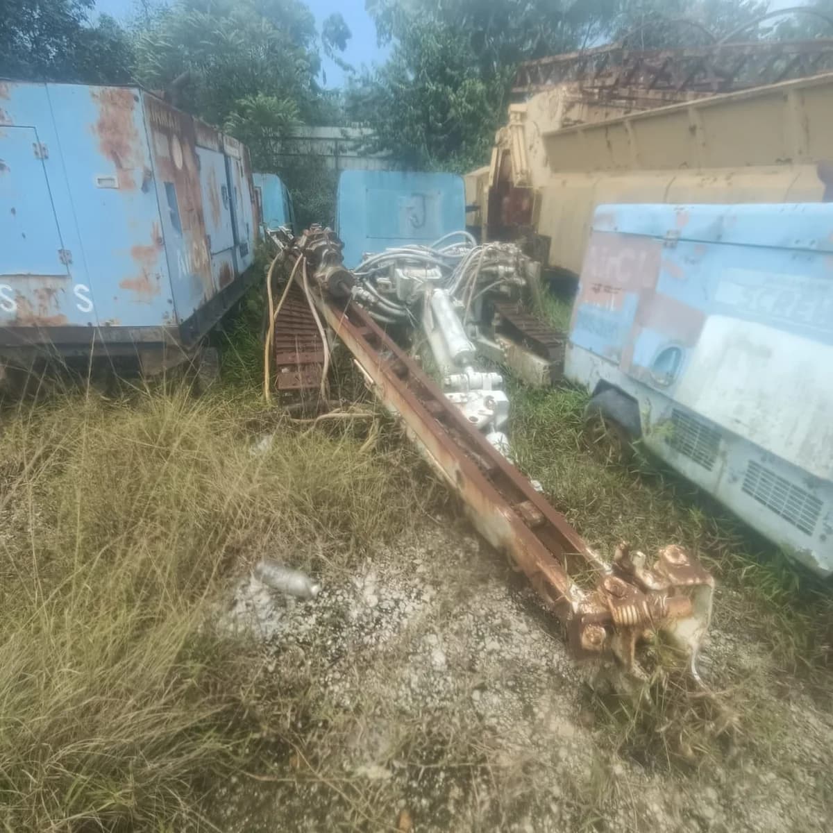 Air Compressor & Pneumatic Crawler Driller Package | used - Image 1