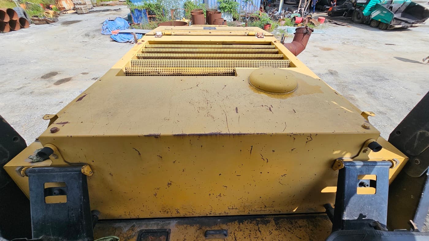 Caterpillar PM200 Cold Planer – 2013 Used Machine in Good Condition - Image 5