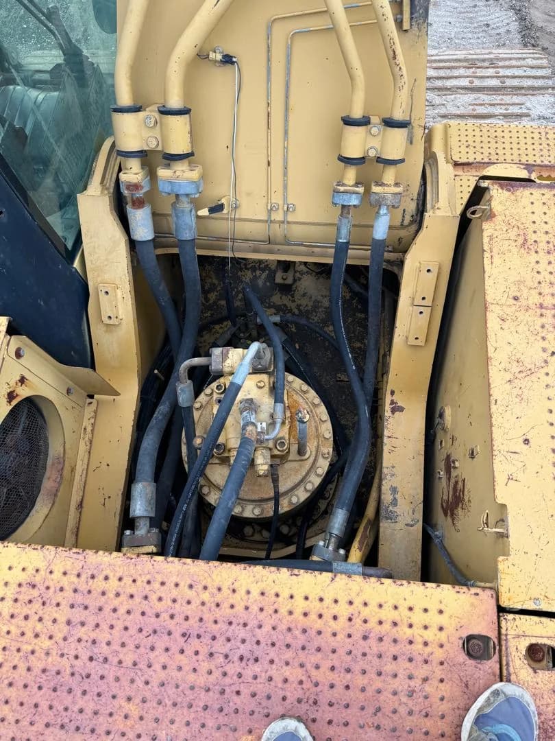 Caterpillar | Excavator | 330D | CAT0330DPNBD00551 | Heavy-duty construction equipment - Image 23