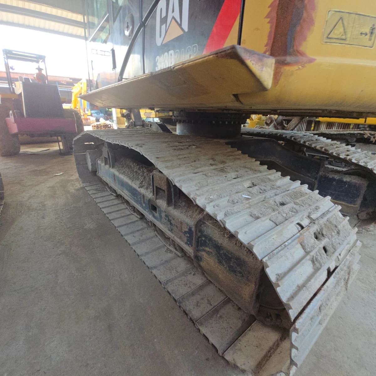 Caterpillar | Excavator | CAT-313D | USED | Unregistered Japan -- Unfurbished - Image 1