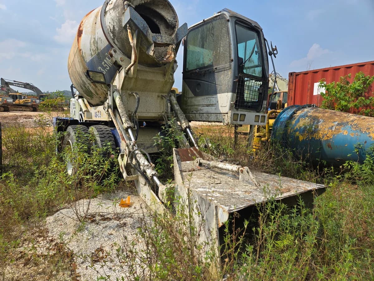 Concrete Mixer Truck | AS-3.5 | Used - Image 6