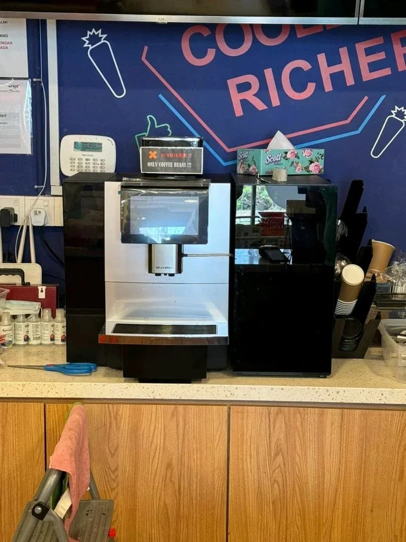 Dr. Coffee Automatic Coffee Machine | Integrated Bean Hopper - Image 1