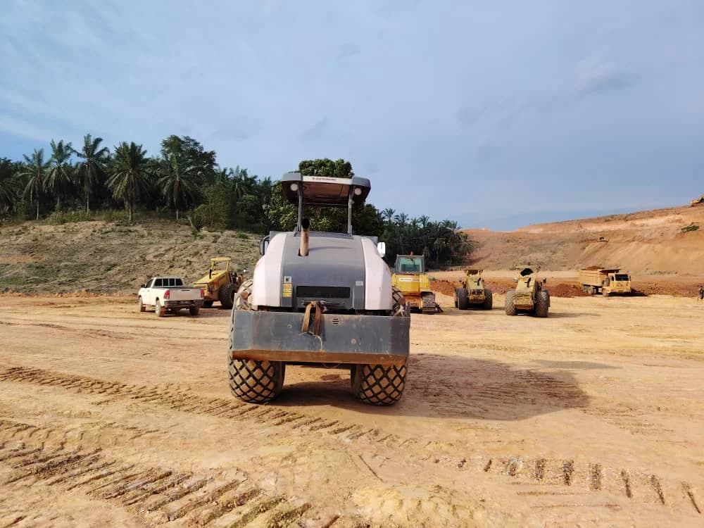 Dynapac | Compactor | CA30D | 2021 | Used | CP81 - Image 2
