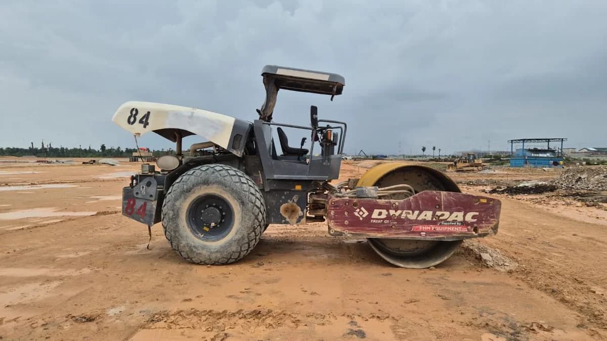 Dynapac | Compactor | CA30D | 2021 | used | CP84 - Image 5