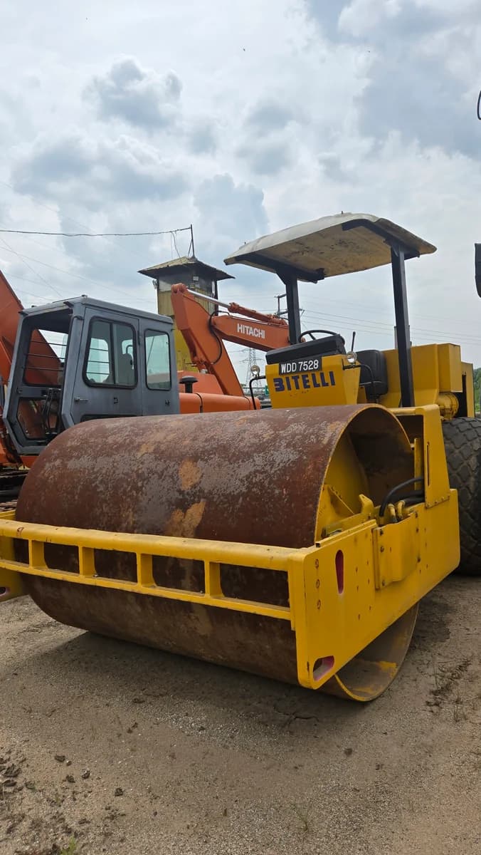 DYNAPAC | Vibratory Compactor | CA251 | 1997 | Used | JET6654 - Image 33