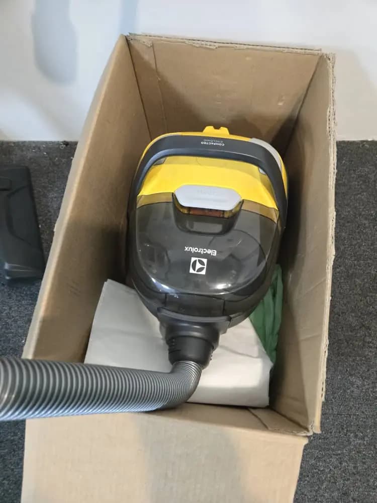 Electrolux Cyclone Bagless Vacuum Cleaner - Image 1