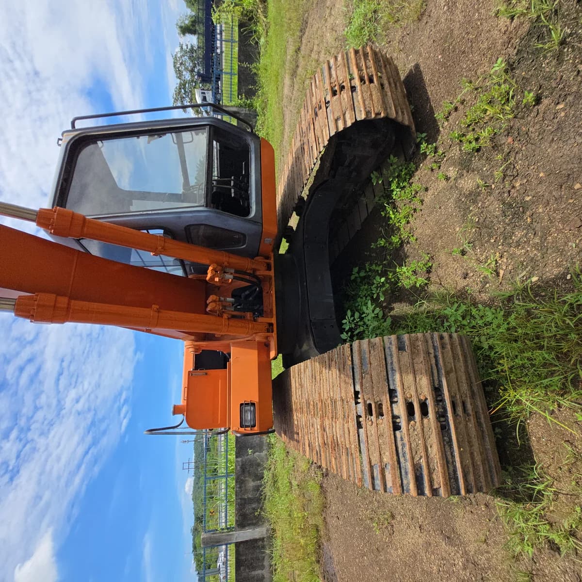 HITACHI | Excavator | EX150 | 2016 | Unregistered - Image 3