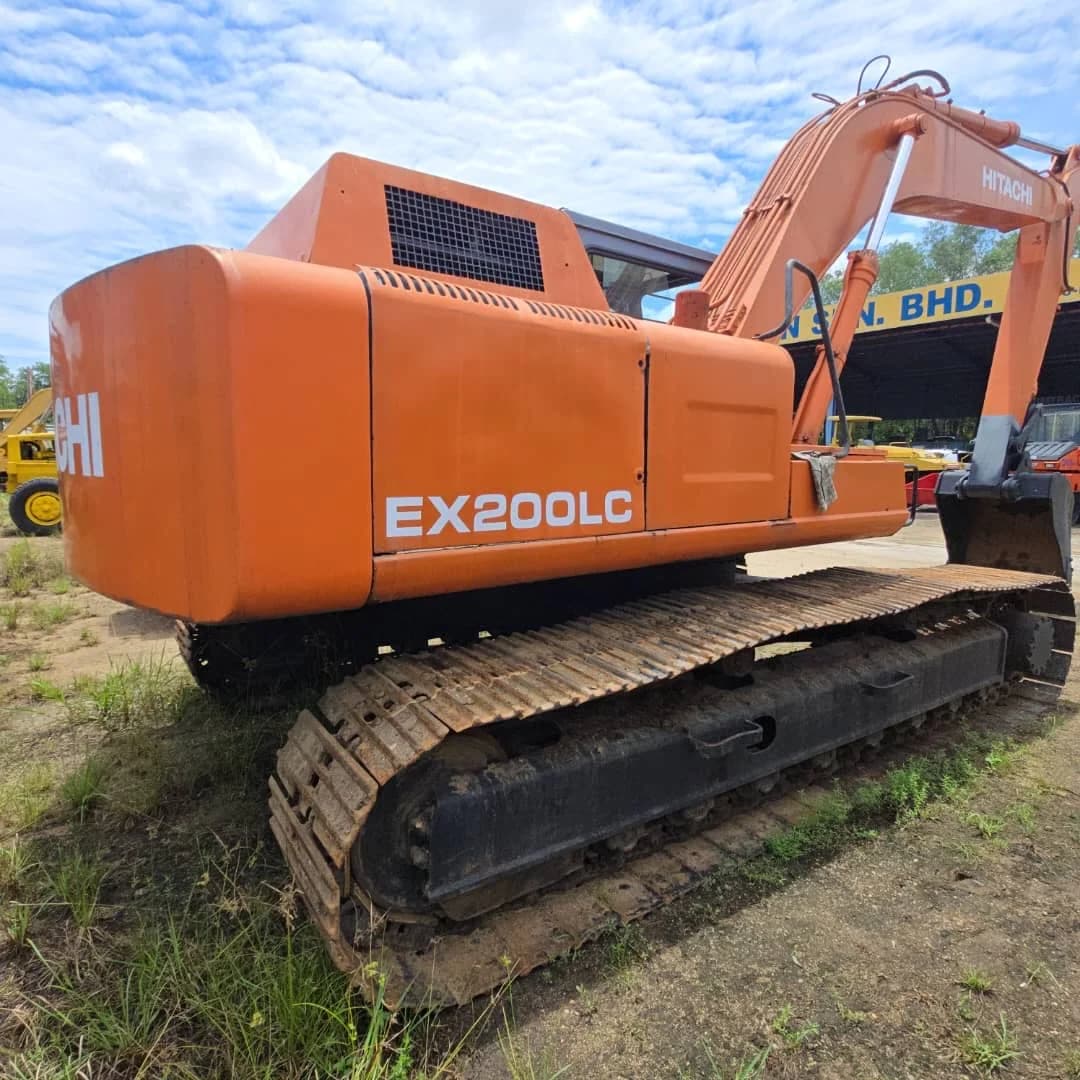Hitachi | Excavator | EX200-1 LC | Used | Unregistered - Image 1