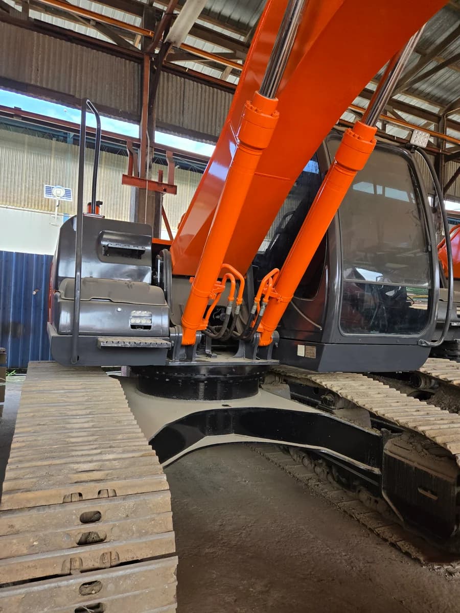 Hitachi | Excavator | ZX350-5G | 2015 | Used - Image 18