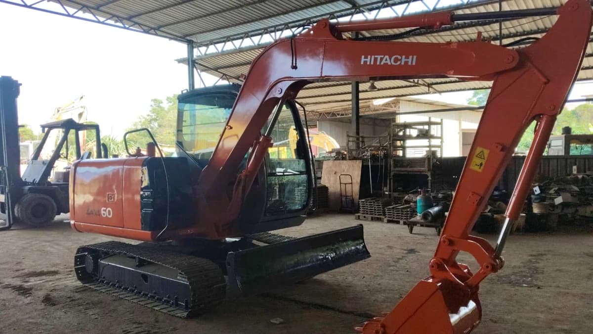 Hitachi | Excavator | ZX60 | Used --> Refurbished - Image 8