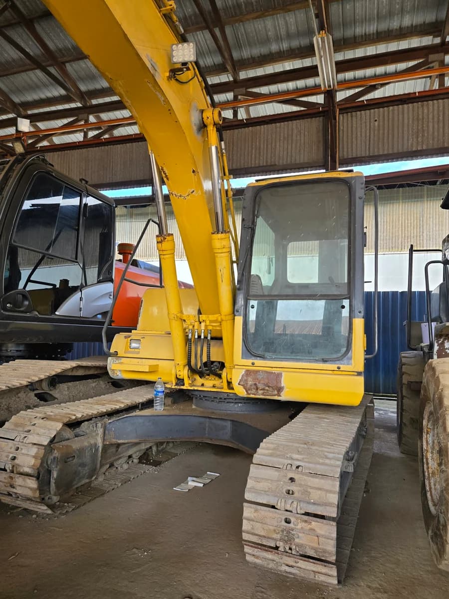 Komatsu | Excavator | PC200-8 | USED | Unregistered Singapore - Image 6