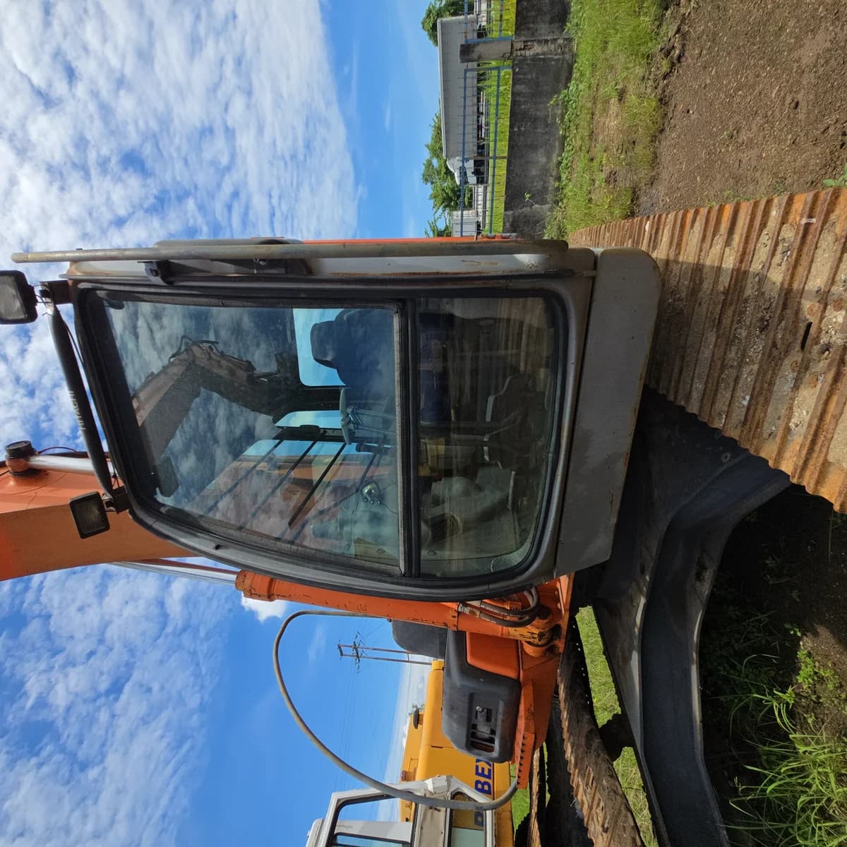 Hitachi | Excavator | ZX200LC | 2015/2022 | Used - Image 8
