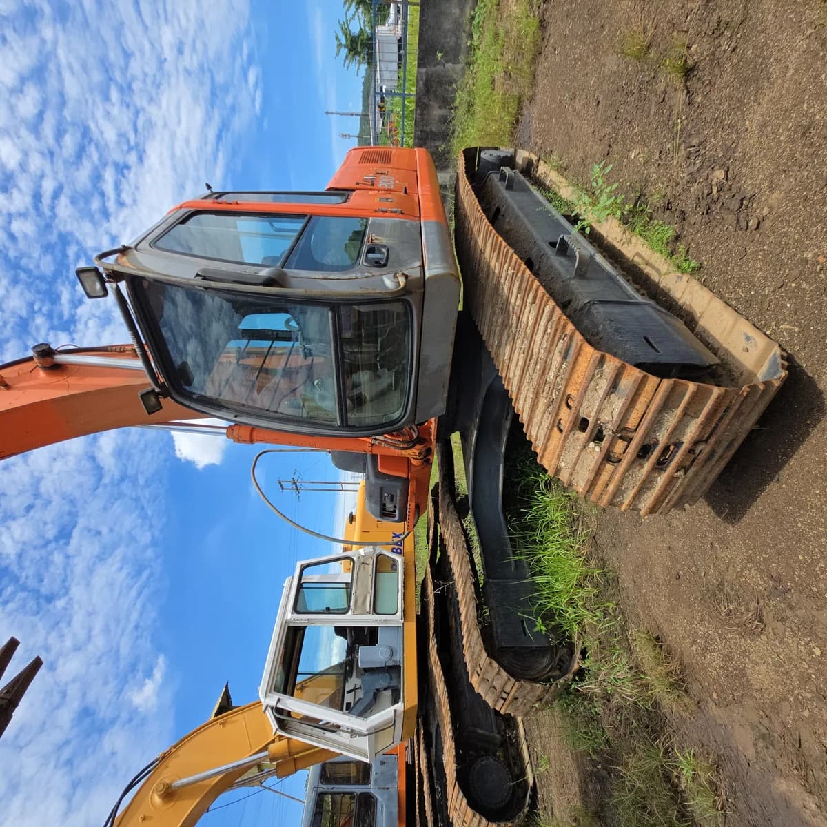 Hitachi | Excavator | ZX200LC | 2015/2022 | Used - Image 9