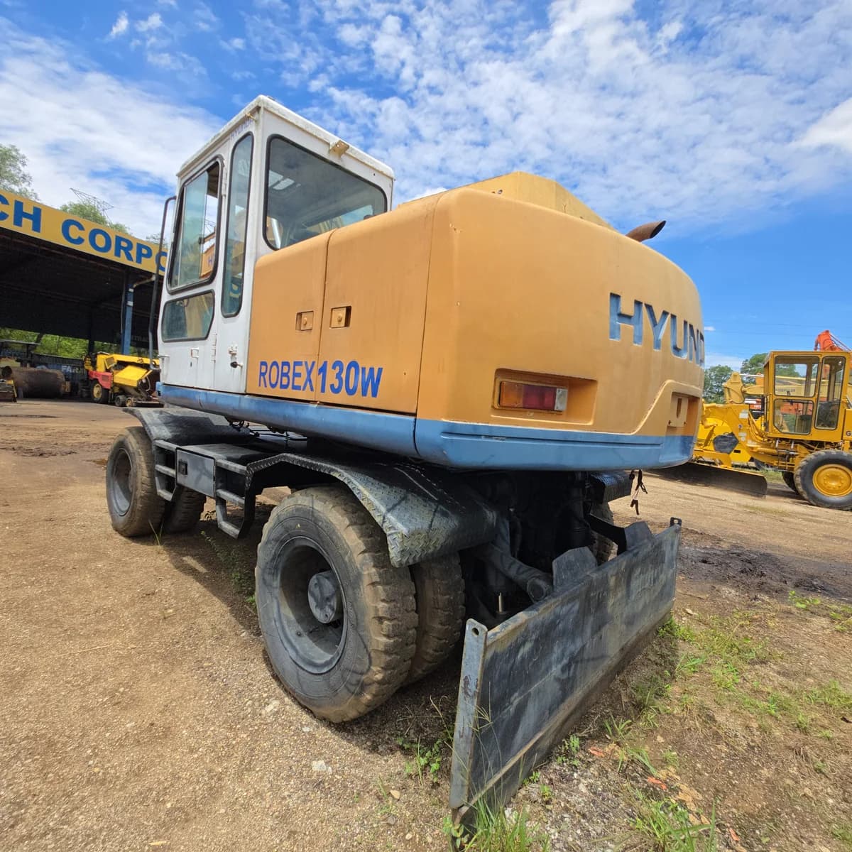 Hyundai Robex | R130W | 1993 | Used | B13 - Image 5
