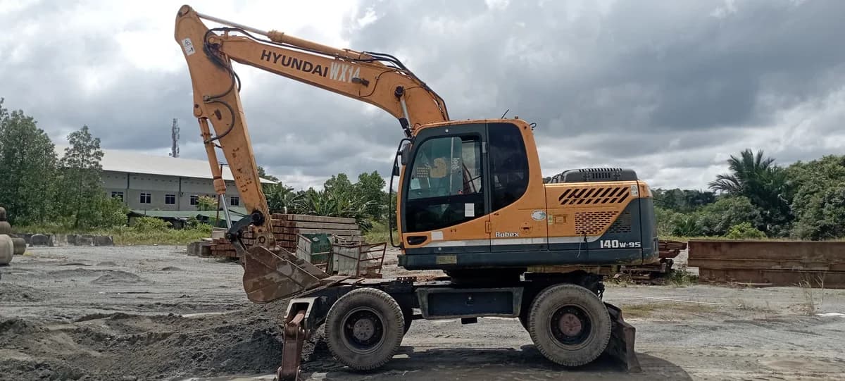 Hyundai | Wheel Excavator | R140W-9S | 2016 | Used | WX14