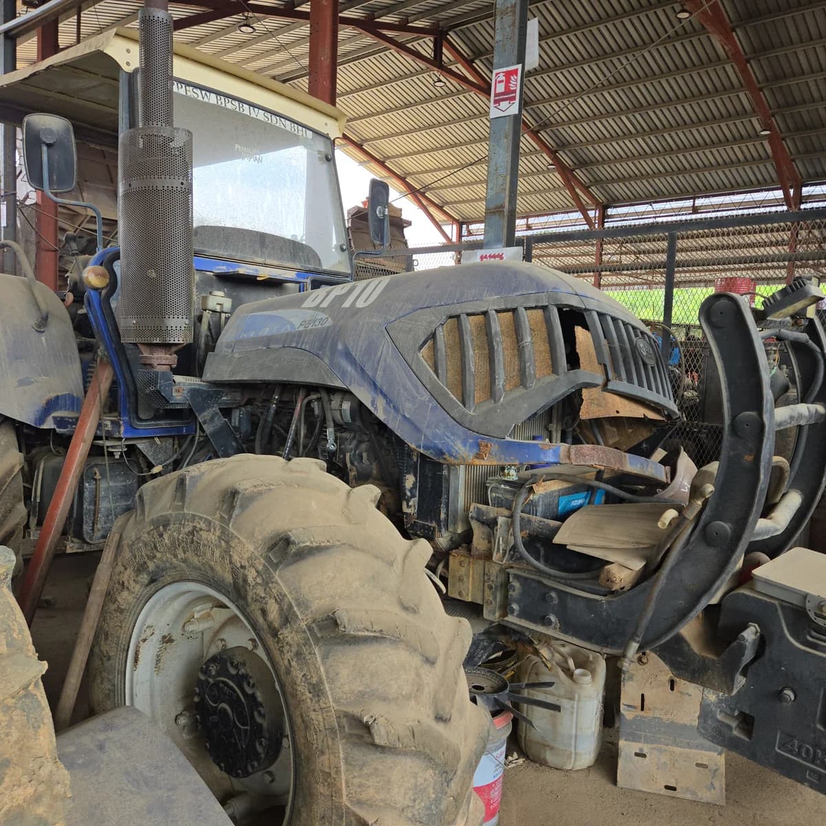 Kinta | Tractor 4WD | PE130 | 2017 | used | BP10 - Gearbox Reverse Gear Noisy - Image 1