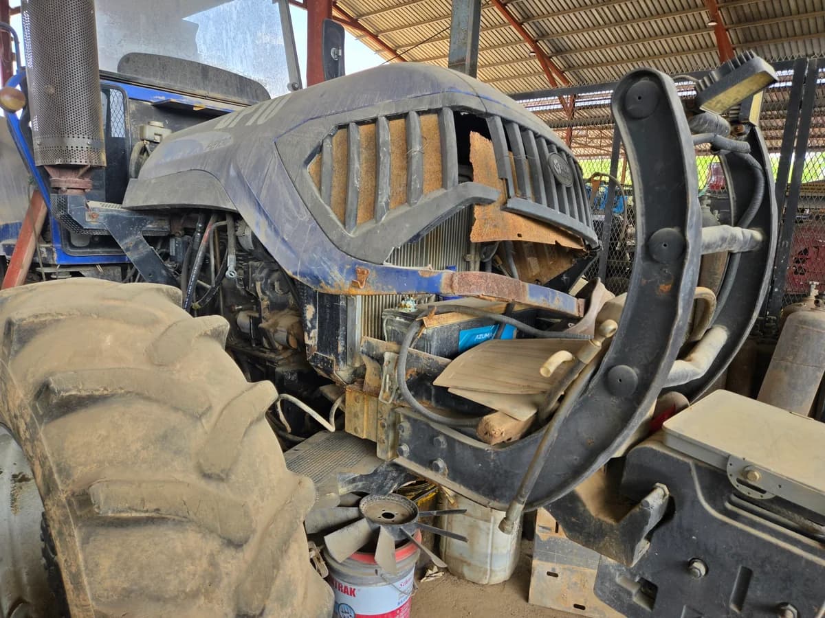 Kinta | Tractor 4WD | PE130 | 2017 | Used | BP10 - Gearbox Reverse Gear Noisy - Image 8