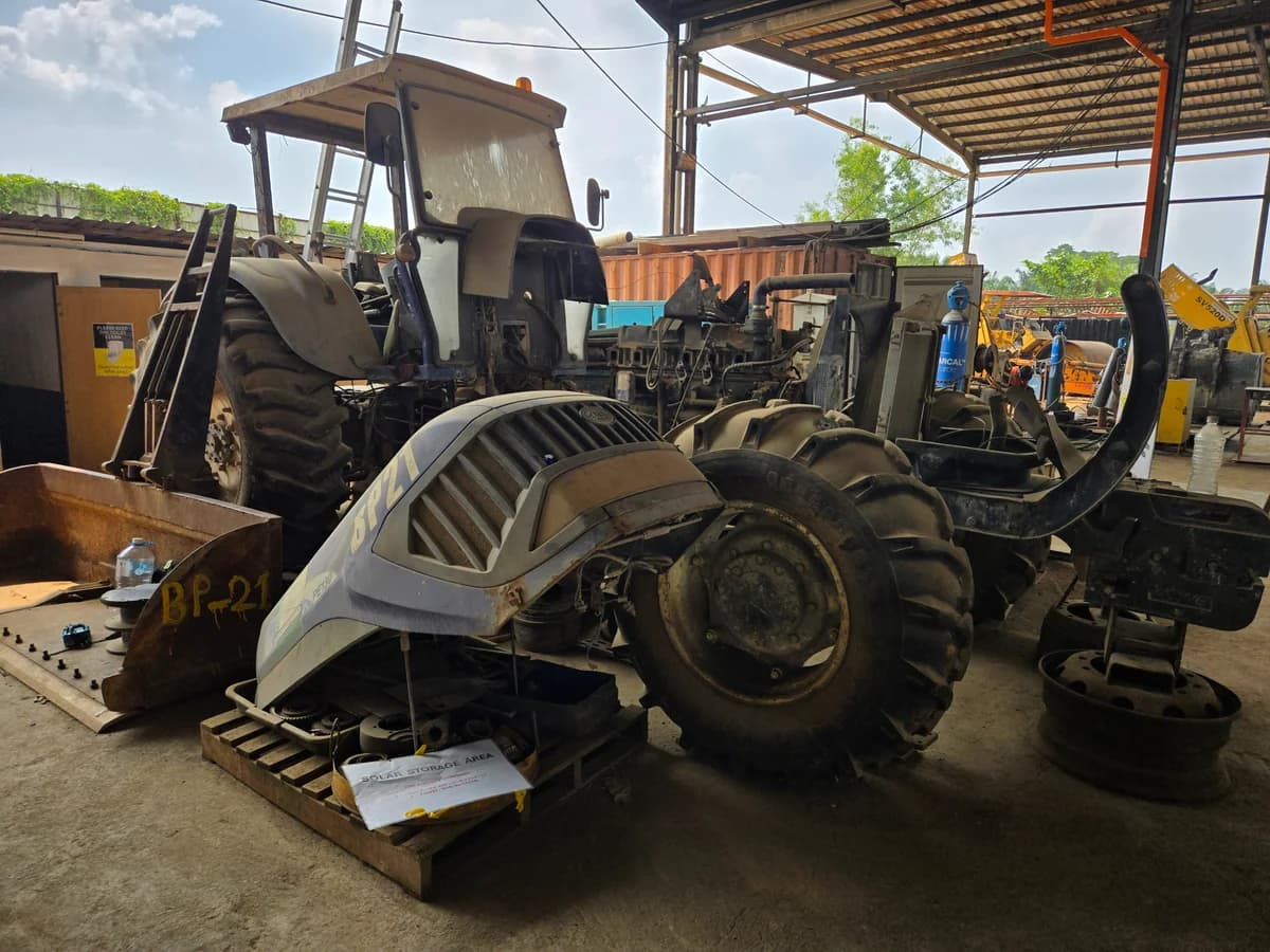 Kinta | Tractor 4WD | PE130 | 2017 | Used | BP21 - Yet to Assemble & Retrofit - Image 3
