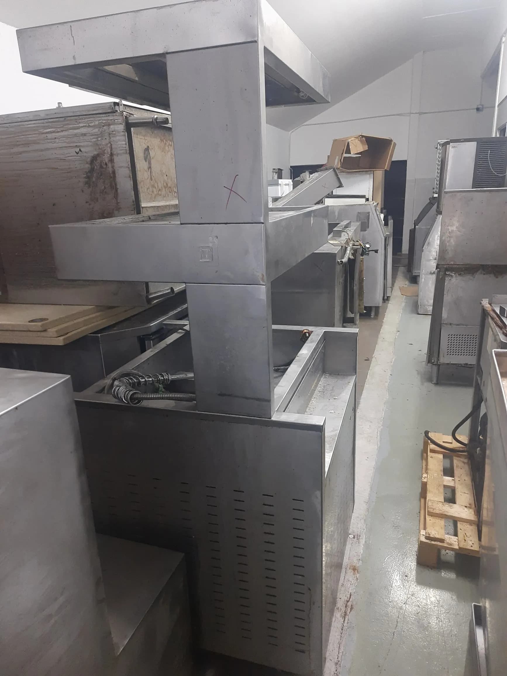 Kitchen Equipment Stainless Steel & Metal | 7-8 years Used | Lock, Stock, and Barrel Sale | Working & Need Repairs - Image 6