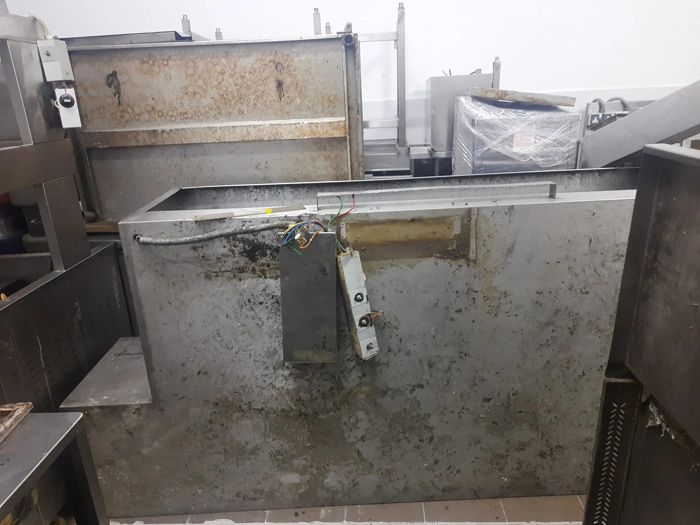 Kitchen Equipment Stainless Steel & Metal | 7-8 years Used | Lock, Stock, and Barrel Sale | Working & Need Repairs - Image 15