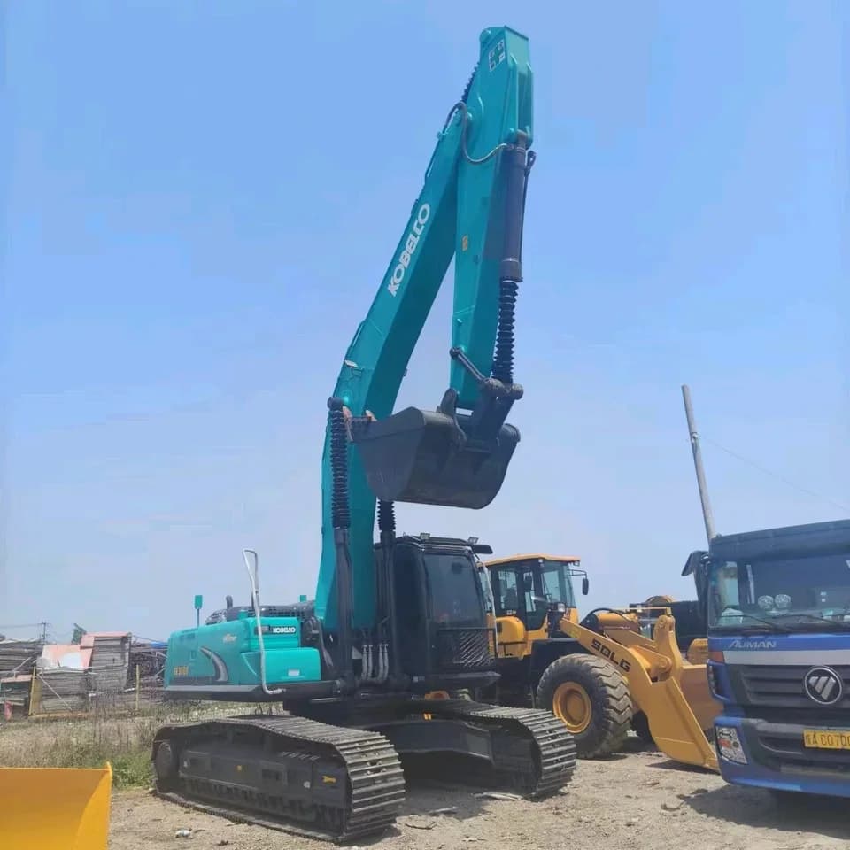 KOBELCO Excavator SK350D || Used Heavy Equipment, Crawler Tracks - Image 5
