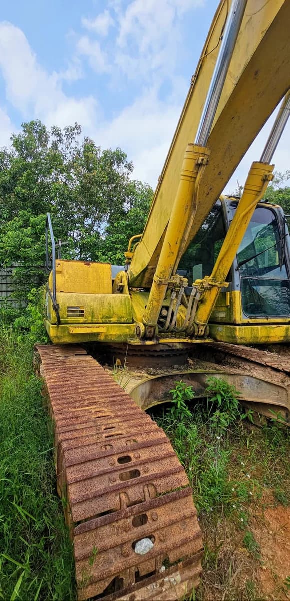 Komatsu Excavator PC300LC-8 | EK85 | Used Heavy Equipment - Image 4