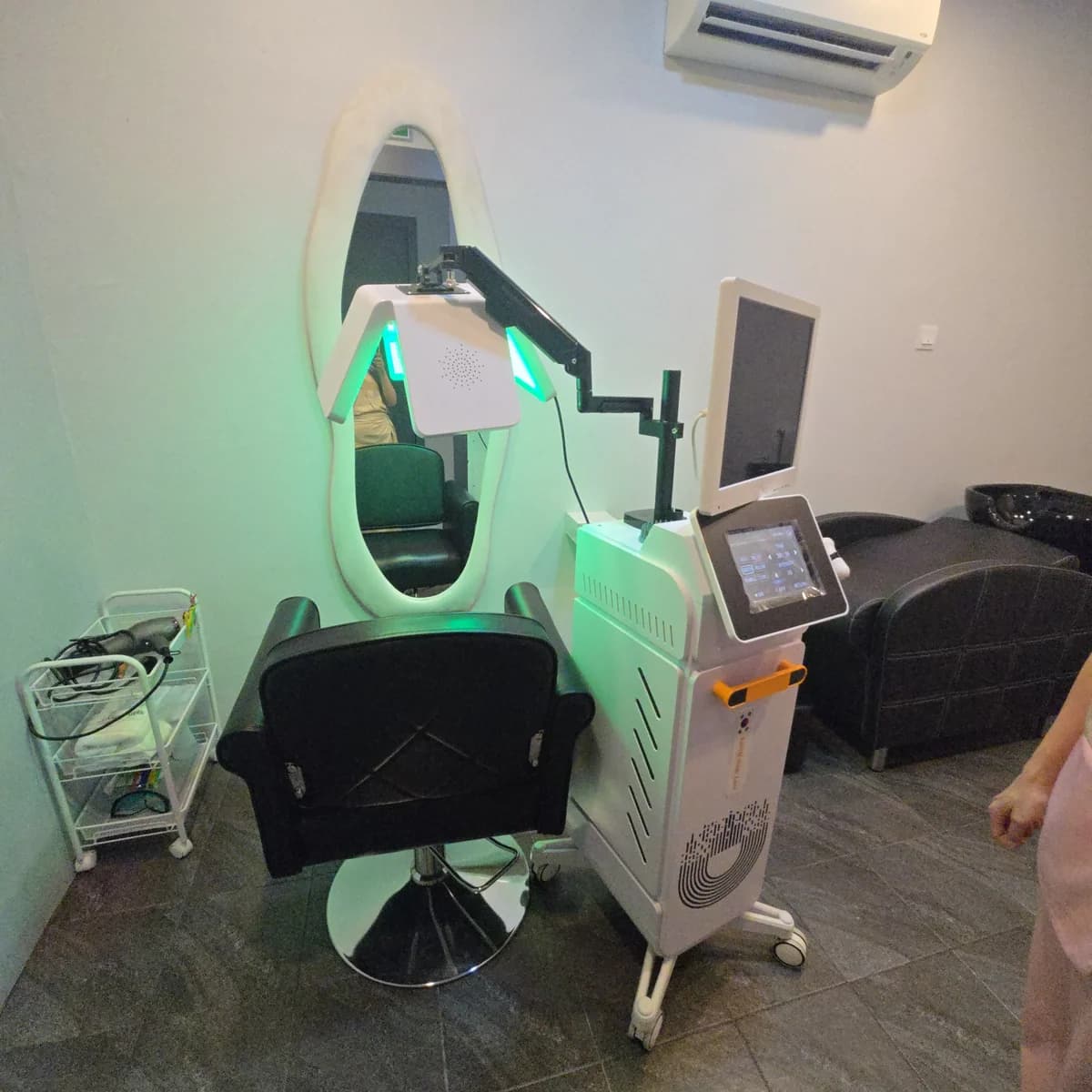Low-Level Laser Therapy (LLLT) Hair-Regrowth & Treatment | 810 nm diode laser | 2024 | Used - Image 63