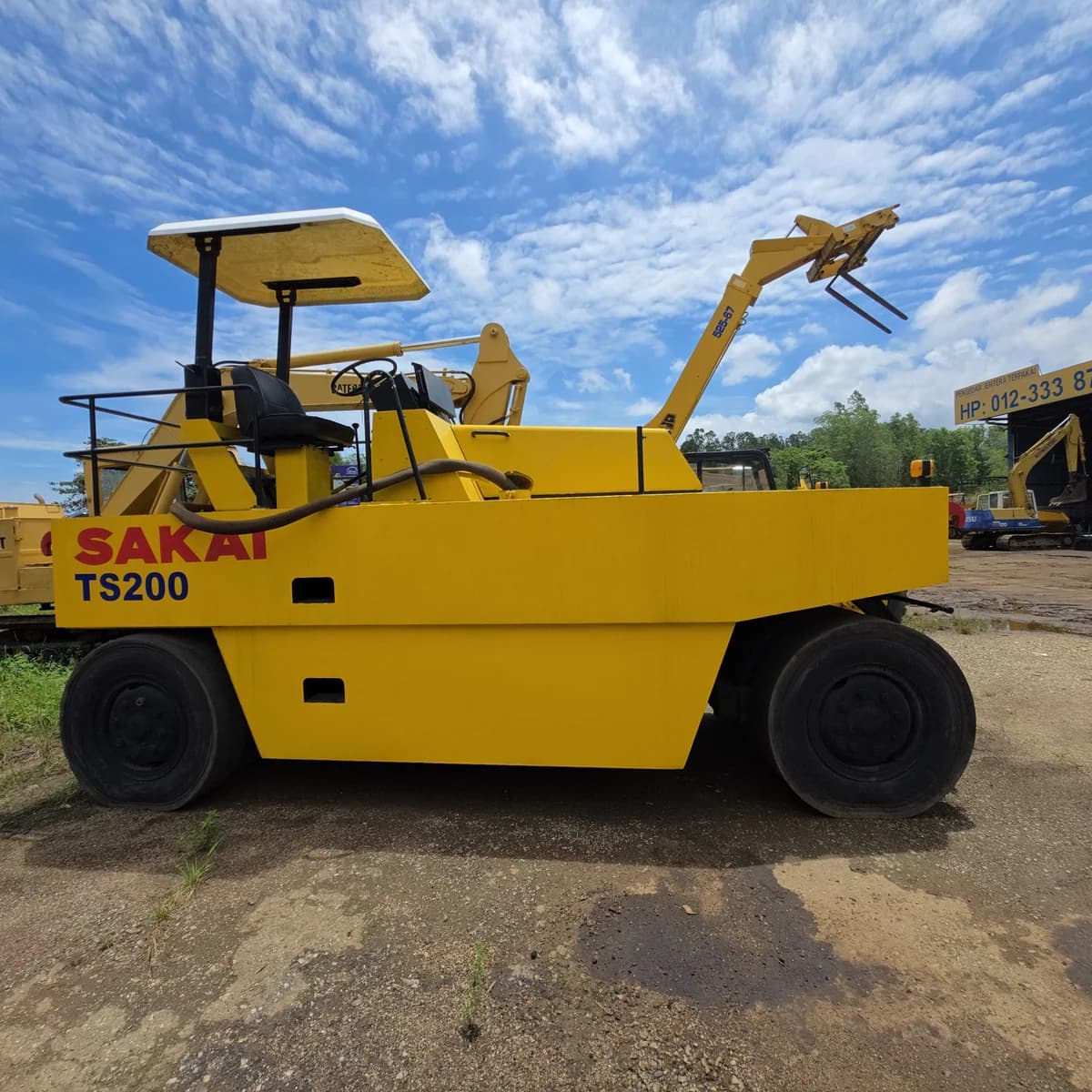 Sakai | Pneumatic Tire Road Roller | TS200 | 1994 | Used | BEC 1105 - Image 3
