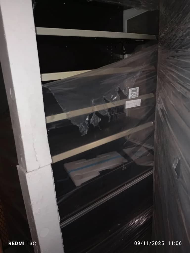 Sanden | 4 Feet Open Chiller | SSD-1210 | 560L | Brand New In Box | 1 Black | 1 White - Image 3