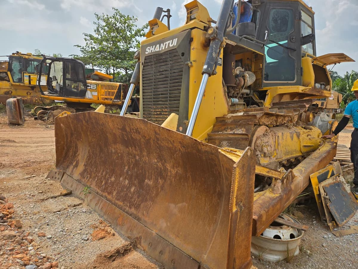 SHANTUI | Bulldozer | DH17 | 2017 | Used | BD60 - Image 11