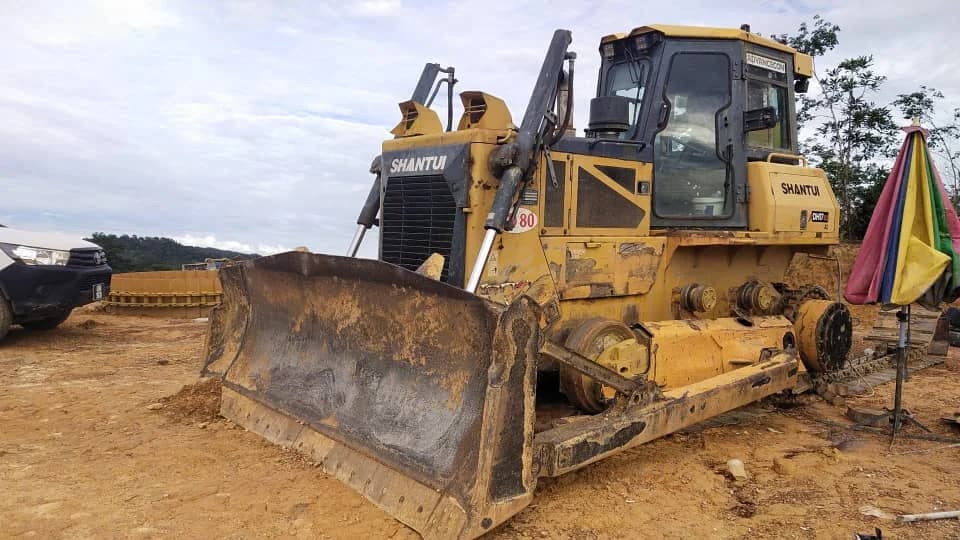 Shantui | Bulldozer | SD16TF | 2021 | Used | BD80 -- Under repair track issue - Image 1