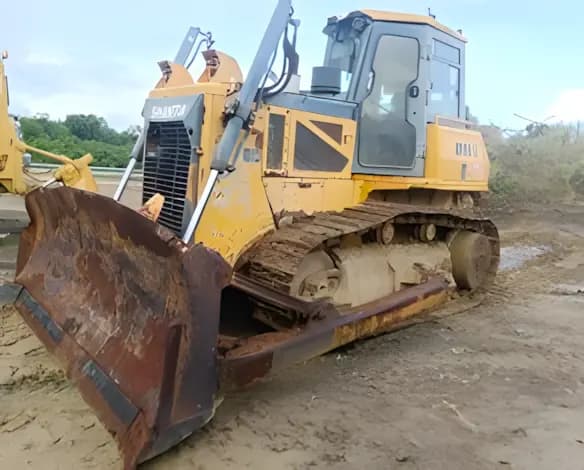 Shantui DH17 Hydraulic Bulldozer – High Performance Earthmoving Equipment | BD73