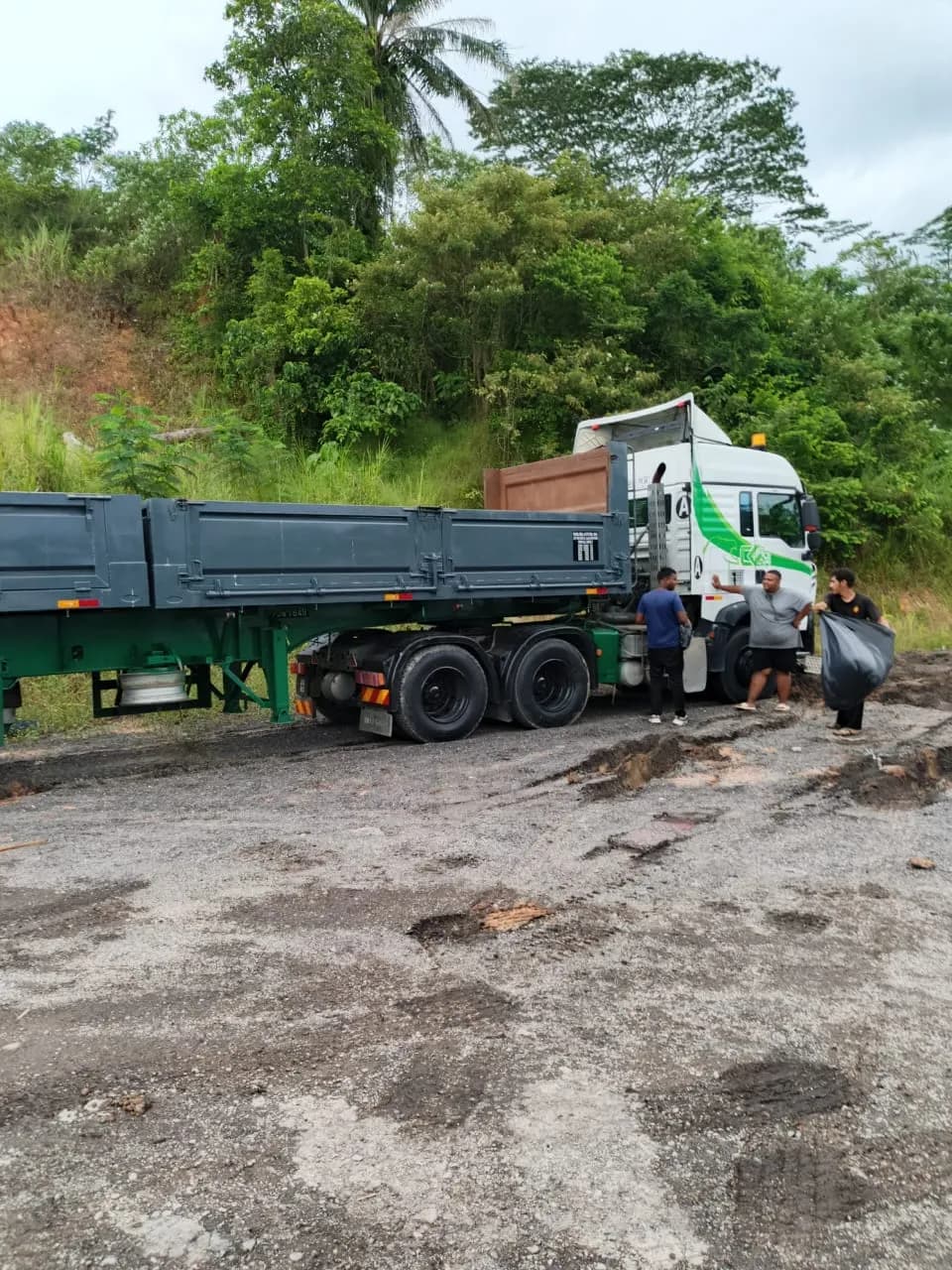 SINOTRUK | Prime Mover + Trailer | 2024 | USED - Image 5