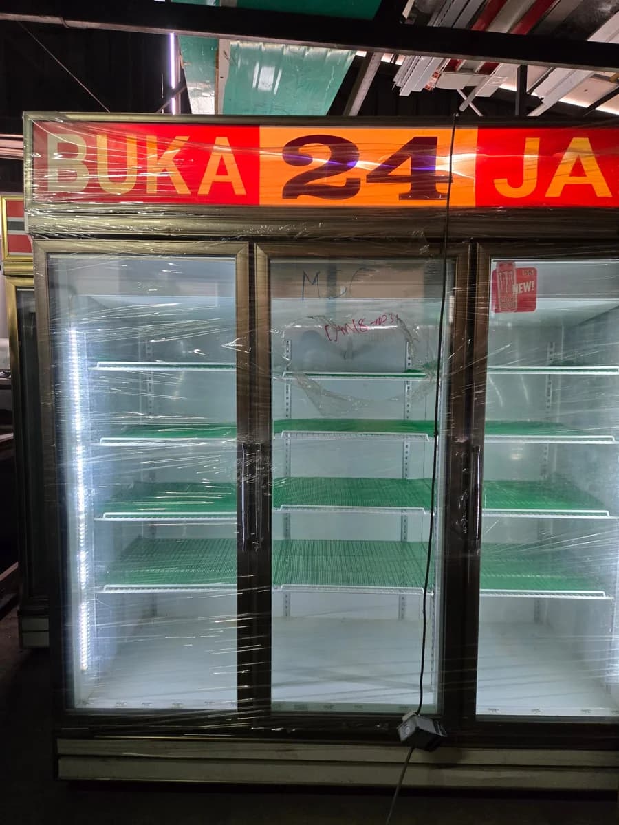 Solid Cool Commercial Refrigerator | USED | Serviced & Tested - Image 3