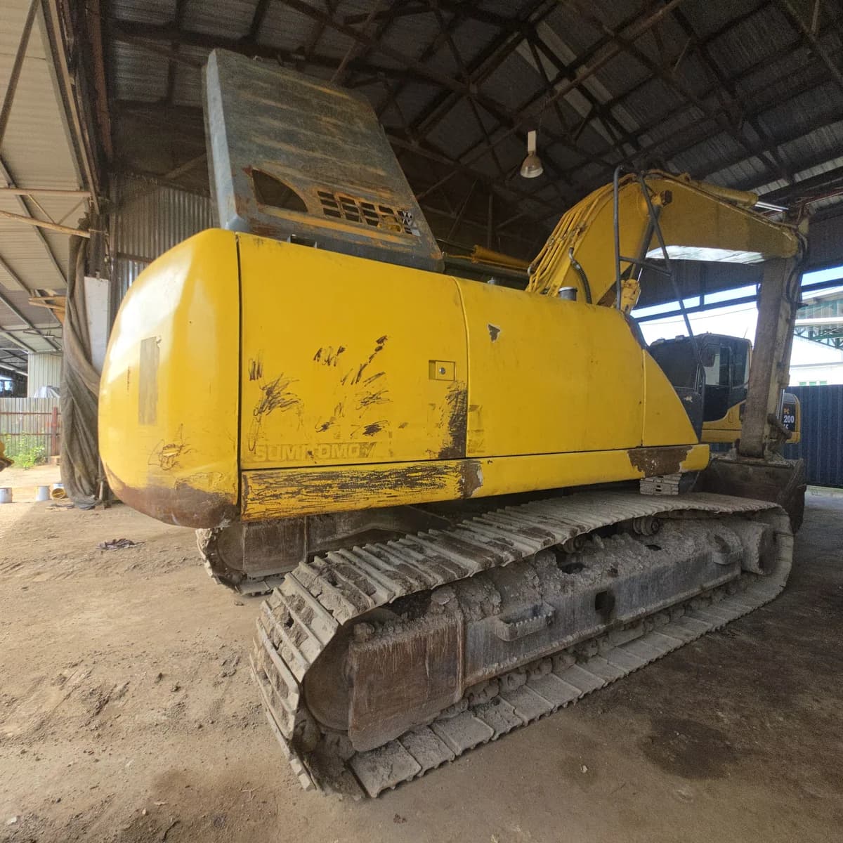 Sumitomo | Excavator | SH220-5 | Used | Unregistered Japan - Image 4