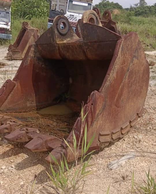 Excavator Bucket Volvo EC480DL | Code 02 - Image 1