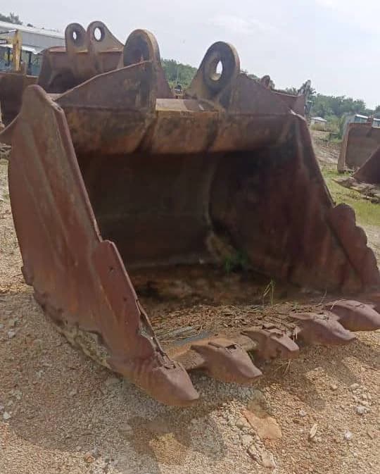 Excavator Bucket Volvo EC480DL | Code 02 - Image 3