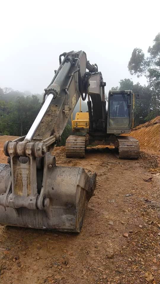 USED | Volvo EC210D 2017 Excavator | EV151 - Image 1