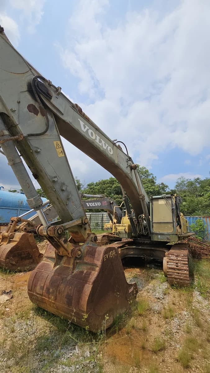 Volvo Excavator EC480DL EV107 | Used Heavy Equipment - Image 3
